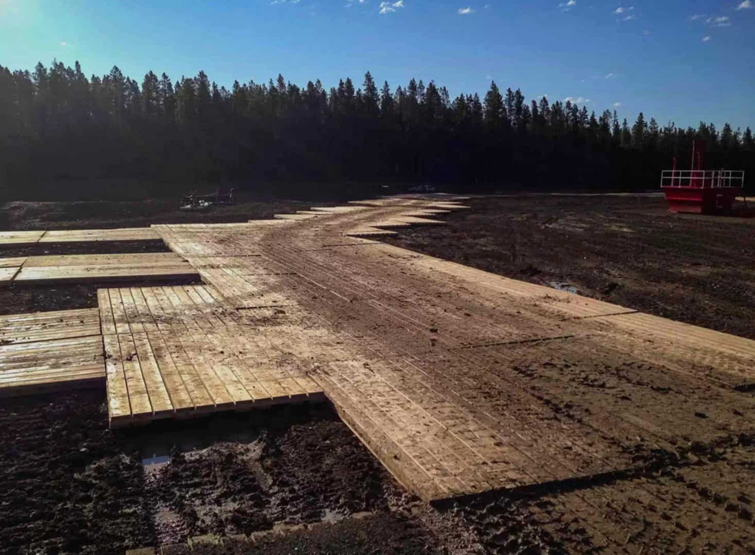 gestion de projet de route d'accès Timber Mats